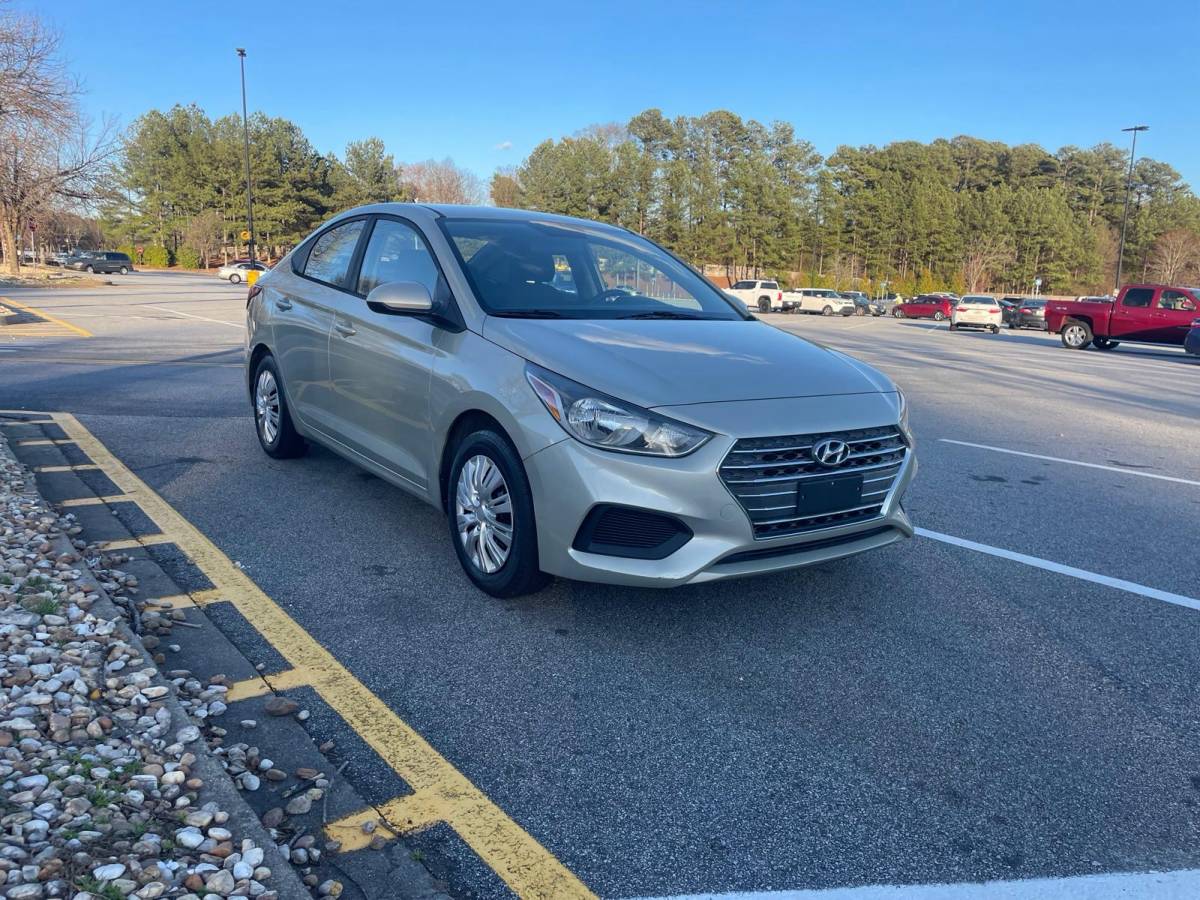 Hyundai Accent SE