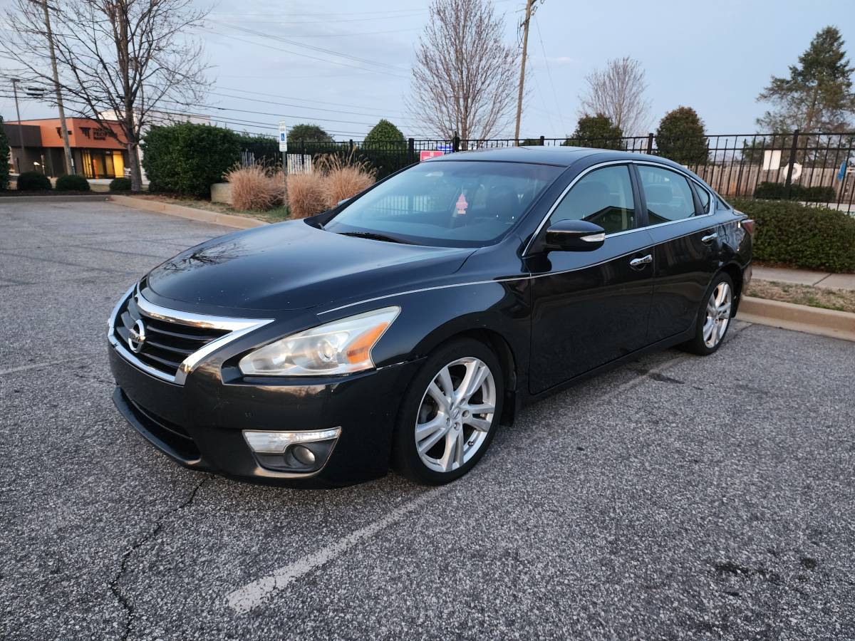 Nissan Altima 2.5 SR