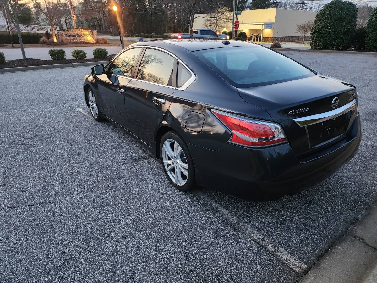 Nissan Altima 2.5 SR