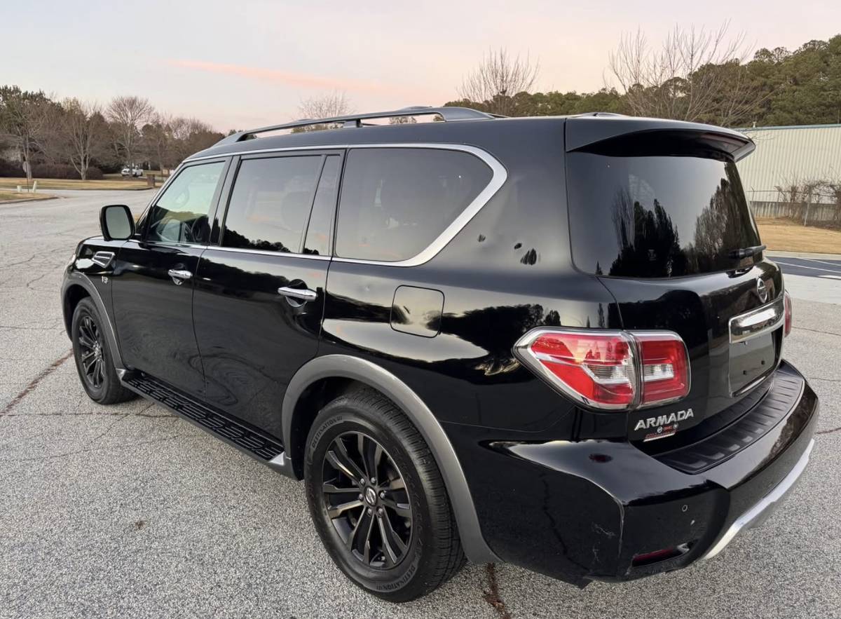 Nissan Armada Platinum
