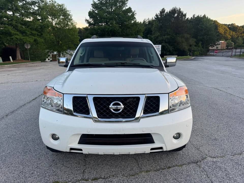 Nissan Armada SE